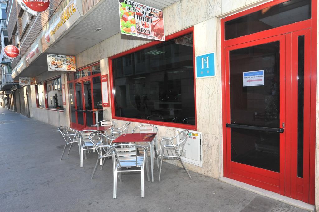 埃纳雷斯河畔圣费尔南多 戈雅i旅馆酒店 外观 照片